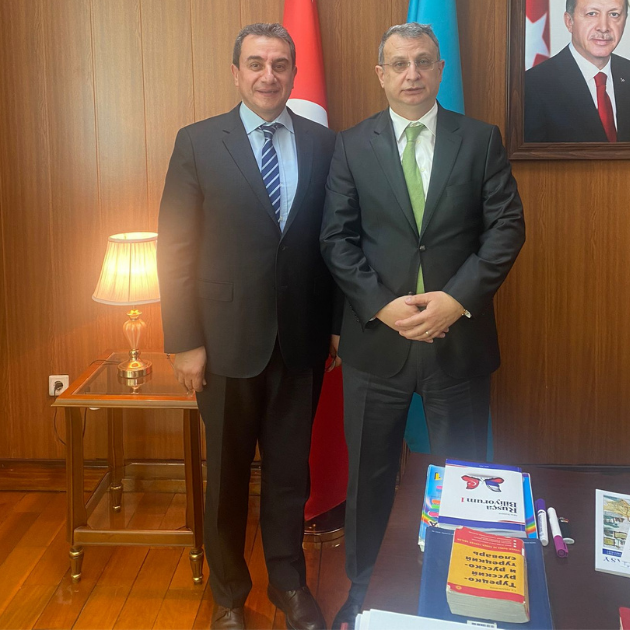 Abuzer Sarı Paid A Visit To Turkestan